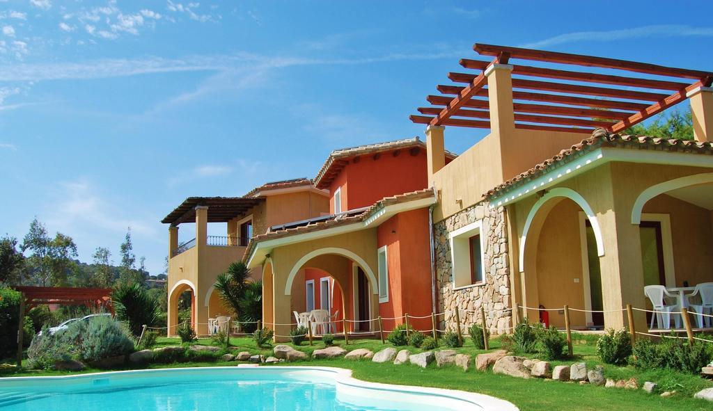 I Lentischi Aparthotel Villasimius Exterior photo