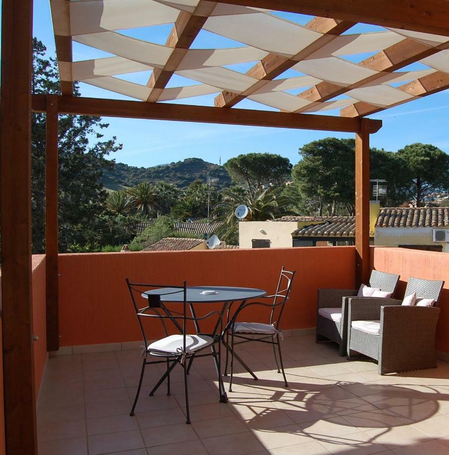I Lentischi Aparthotel Villasimius Exterior photo