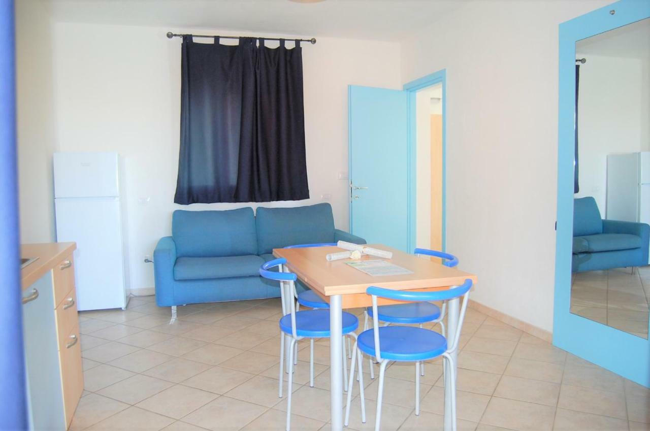 I Lentischi Aparthotel Villasimius Exterior photo