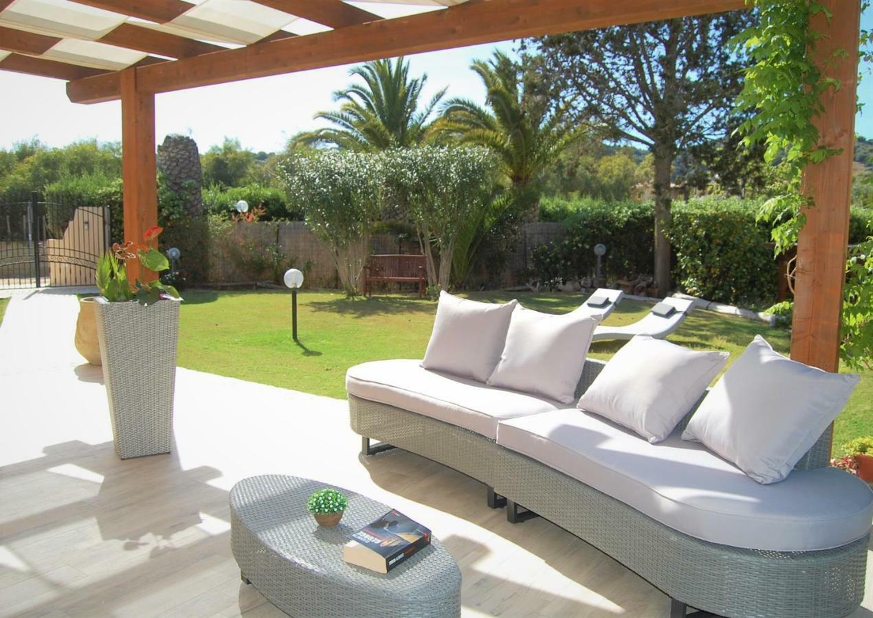 I Lentischi Aparthotel Villasimius Exterior photo