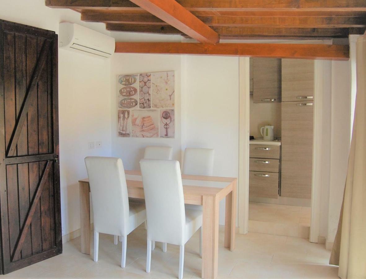I Lentischi Aparthotel Villasimius Exterior photo