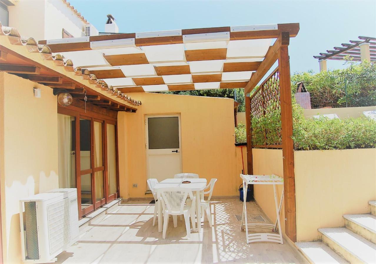 I Lentischi Aparthotel Villasimius Exterior photo