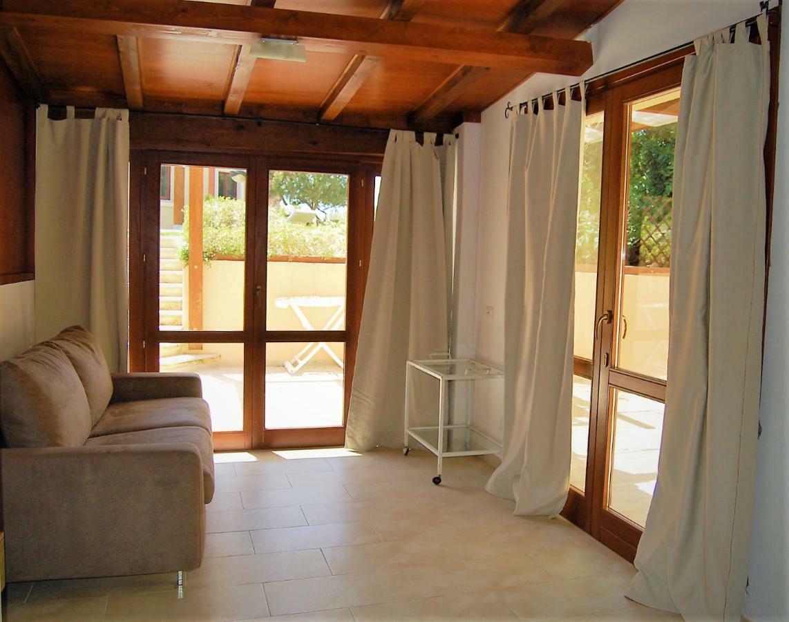 I Lentischi Aparthotel Villasimius Exterior photo