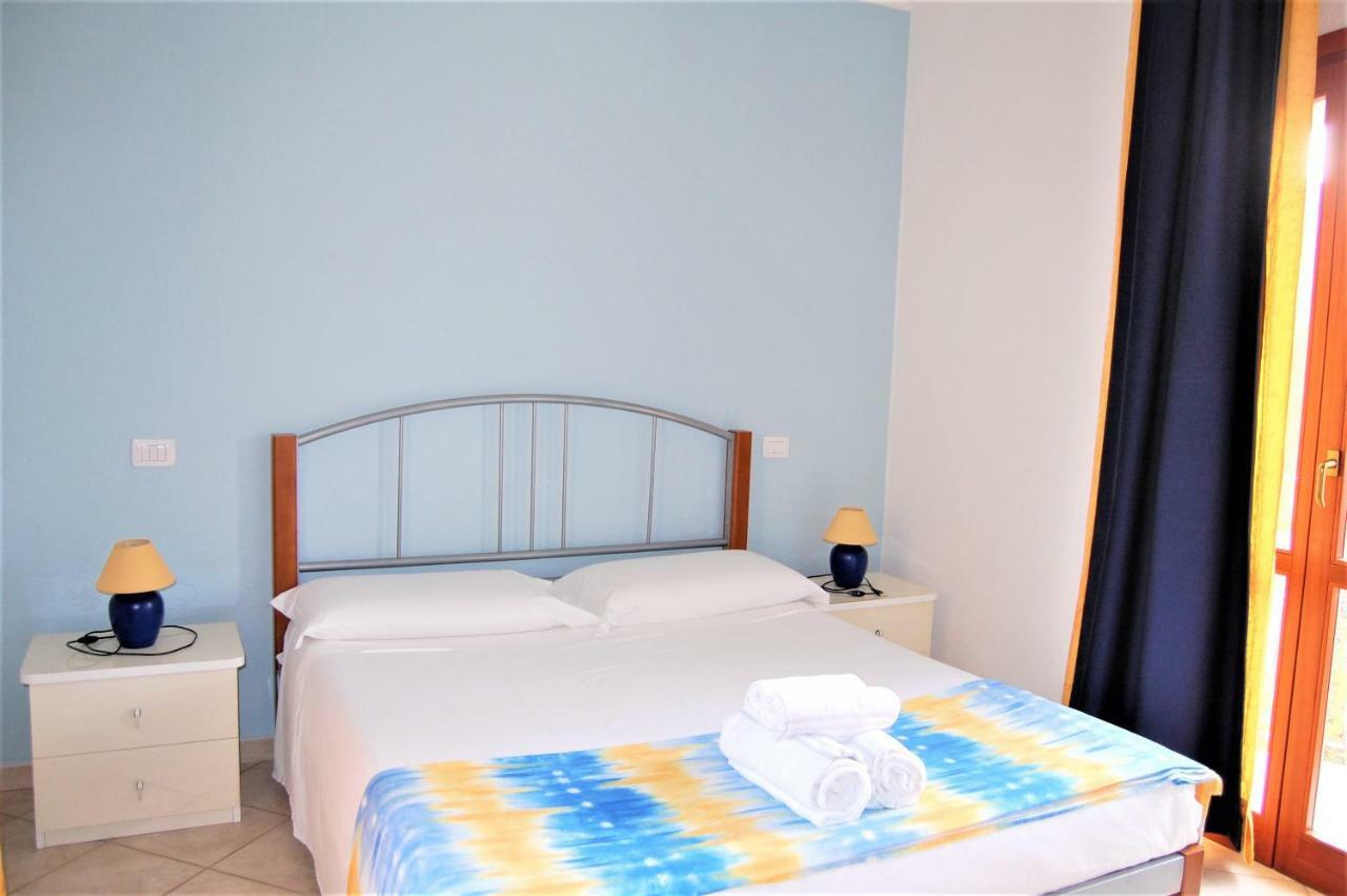 I Lentischi Aparthotel Villasimius Exterior photo