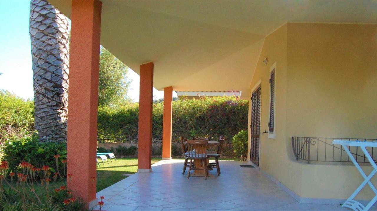 I Lentischi Aparthotel Villasimius Exterior photo